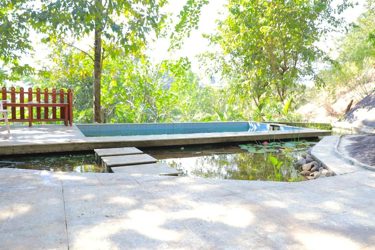 Jade Munnar - Boutique Resort Devikolam Homestay